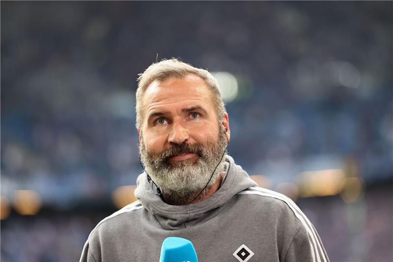HSV-Trainer Tim Walter steht nach der Niederlage in Rostock schon unter Druck. Foto: dpa-Bildfunk