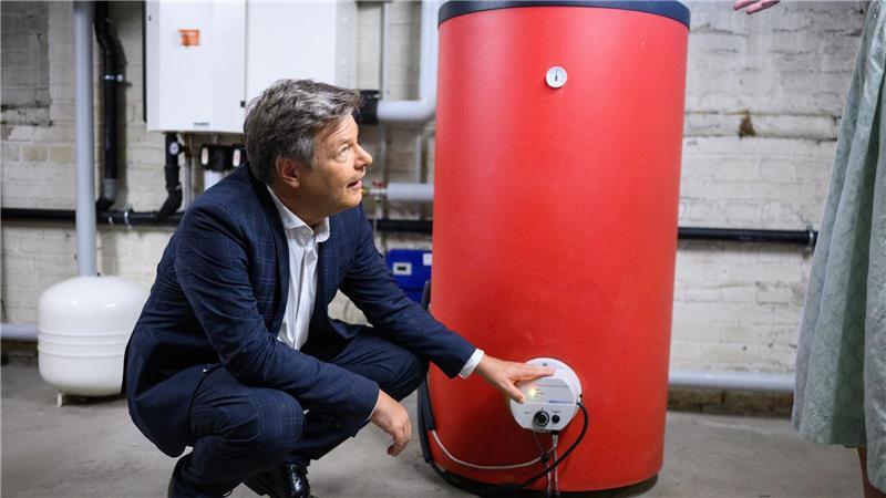 Koalitions-Unterhändler für Kurswechsel beim Heizungsgesetz Habeck stand wegen des Gesetzes heftig in der Kritik. (Archivbild)