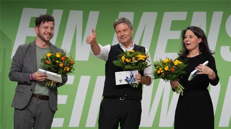 „Dumme Sprüche“: Grüne teilen gegen Mitbewerber aus Habeck wettert gegen „dumme Sprüche“ aus Bayern.