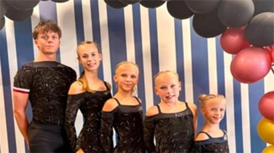 Haben an der DM teilgenommen: Max Grüschow, Thilda Wohlert, Malea Bobzien, Tilda Jennerjahn und Livia Bobzien (von links)