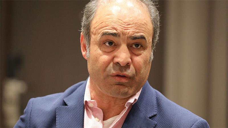 Abenteuer Almanya - Als die ersten Türken kamen Haci-Halil Uslucan, Professor für Türkeistudien an der Universität Duisburg-Essen, verweist darauf, dass die Bindung an Deutschland bei dort lebenden Türken und Türkeistämmigen seit 2010 abnimmt, während die Bindung zur Türkei zunimmt (Archivbild).