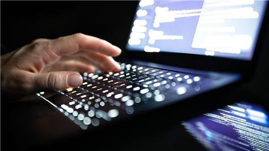 Hacker haben einen Verein aus dem Gesundheitswesen attackiert. (Symbolbild) 