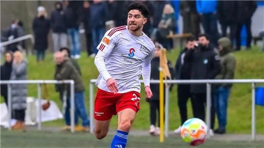 Hadi Assaf kommt vom VfL Güldenstern Stade nach Harsefeld. Er gilt als schneller Außenspieler.