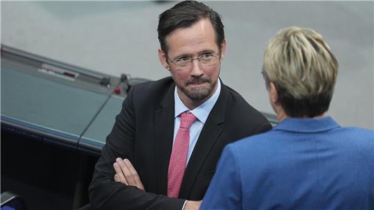 Hält bei der Entlastungsprämie ein „gewisses Maß an Flexibilität“ für wichtig: Dirk Wiese. (Archivbild)