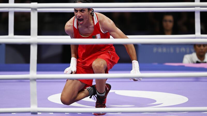 Khelif und Lin holen trotz Geschlechter-Debatte Medaillen Hält dem Druck stand: Algeriens Boxerin Imane Khelif holt eine Medaille.