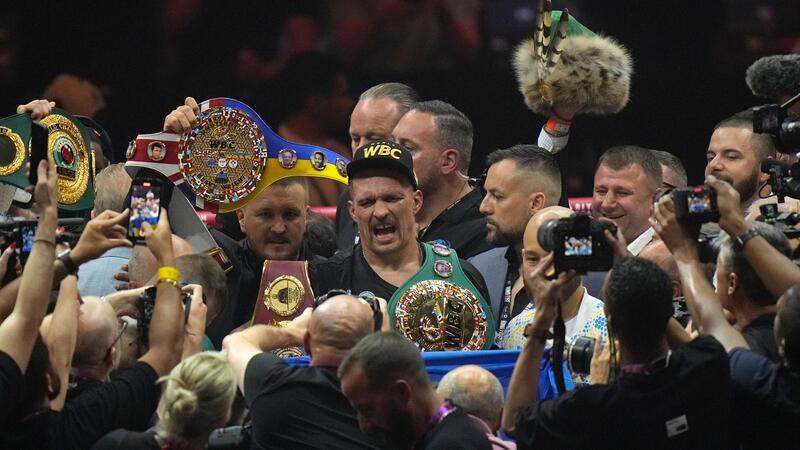 Duell um Schwergewichtskrone: Profiboxer Usyk schlägt Fury Hält nun alle bedeutenden WM-Titel im Schwergewicht: Oleksandr Usyk.
