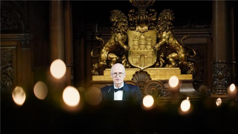 Hamburgs Bürgermeister Peter Tschentscher (SPD) kritisiert beim Matthiae-Mahl im Rathaus die Zollpolitik von US-Präsident Donald Trump.
