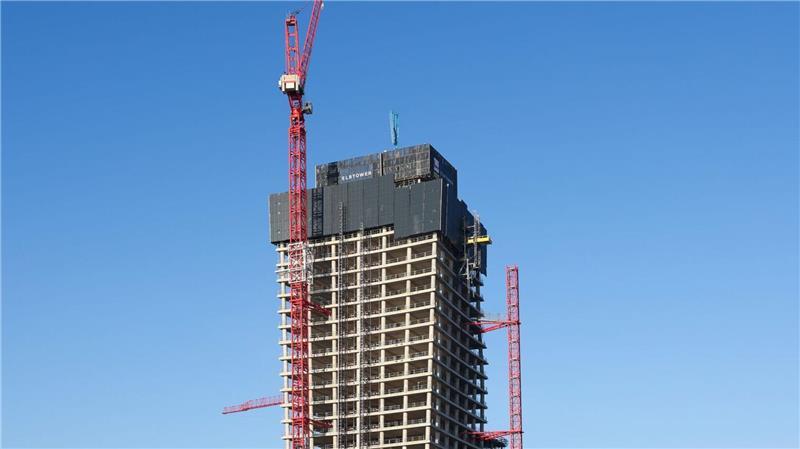 Hamburgs Bürgermeister Peter Tschentscher ging zuletzt von einer Fertigstellung des Elbtowers und den Einzug des geplanten Naturkundemuseums bis Ende 2029 aus.