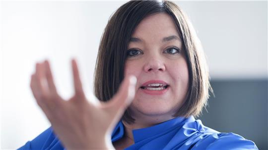 Hamburgs Energiesenatorin fordert den Bund angesichts steigender Energiepreise ztum Handeln auf. (Archivbild)