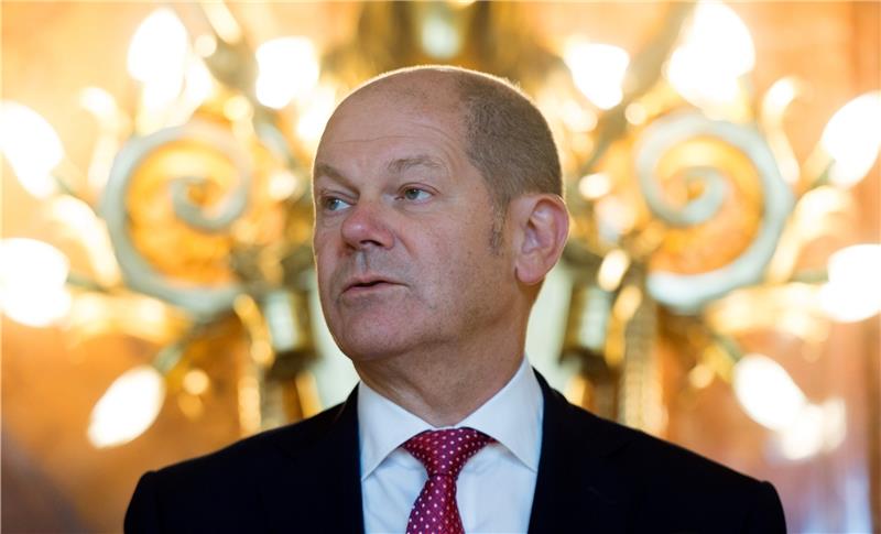 Hamburgs Erster Bürgermeister Olaf Scholz (SPD) geht als Minister der Großen Koalition nach Berlin. Der bisherige Finanzsenator Peter Tschentscher soll sein Nachfolger werden. Foto dpa