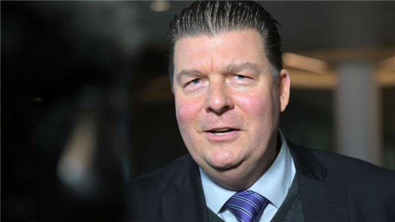 Hamburgs Finanzsenator Andreas Dressel (SPD) hält vom Vorstoß aus Bayern, Hessen und Baden-Württemberg zur Reform des Länderfinanzausgleichs gar nichts. (Archivbild)