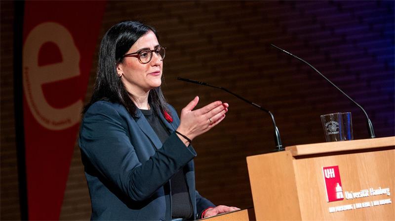 Hamburgs Gleichstellungssenatorin Maryam Blumenthal (Grüne) ist entsetzt über den von AfD und CDU gefassten Beschluss zum Verbot von Stolpersteinen im sächsischen Heidenau. (Archivbild)