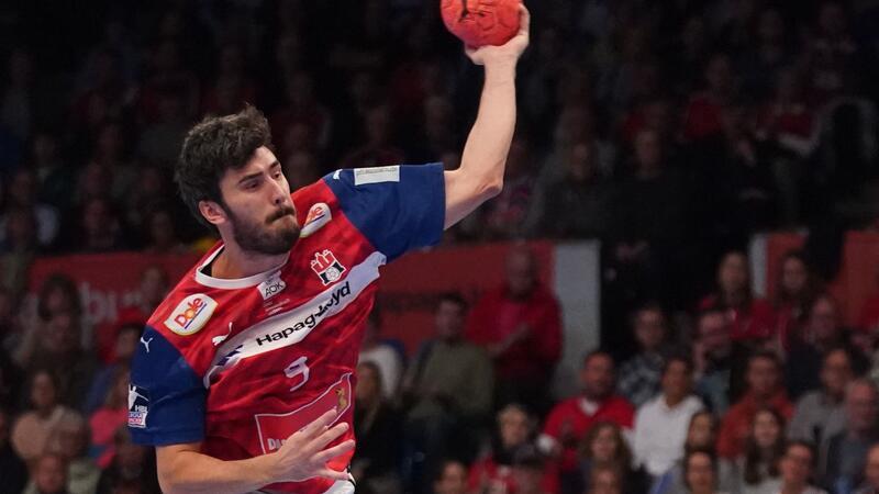 Hamburgs Handballer unterliegen den Rhein-Neckar Löwen Hamburgs Jacob Arenth Lassen in Aktion.