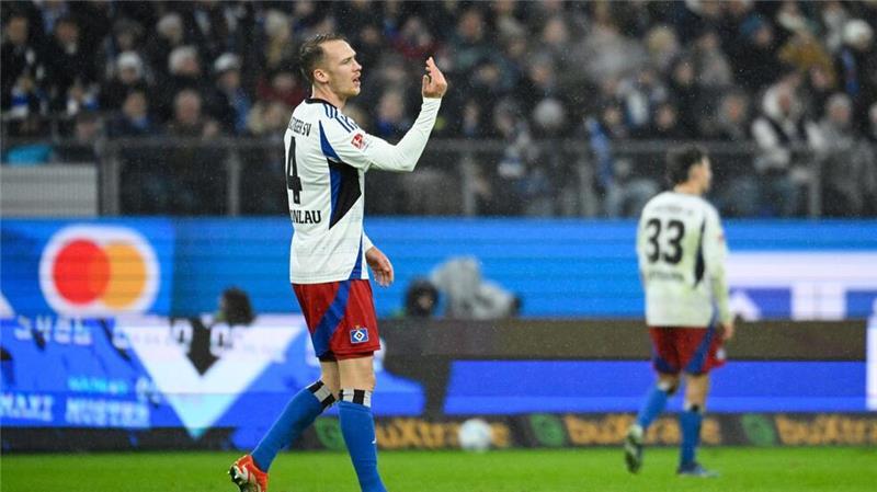 Weiter Krisenmodus: HSV gegen Schalke nur 2:2 Hamburgs Sebastian Schonlau versucht seine Mannschaft nach dem Schalker Ausgleich zu motivieren.