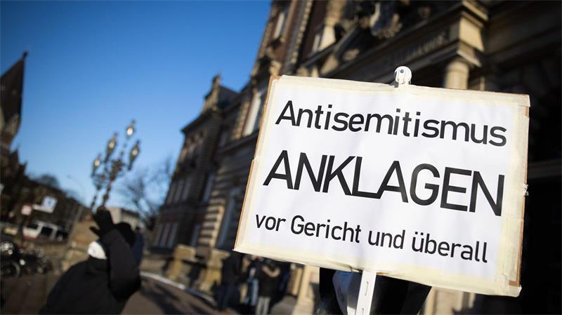 Hamburgs neue Antisemitismusbeauftragte Anna von Villiez will dem grassierenden Antisemitismus gemeinsam mit Politik und Zivilgesellschaft schnelle und effektive Maßnahmen entgegensetzen. (Symbolbild)