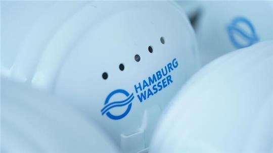 Hamburgs städtischer Versorger Hamburg Wasser hat im vergangenen Jahr den Umsatz gesteigert, aber etwas weniger Gewinn gemacht. (Archivbild)