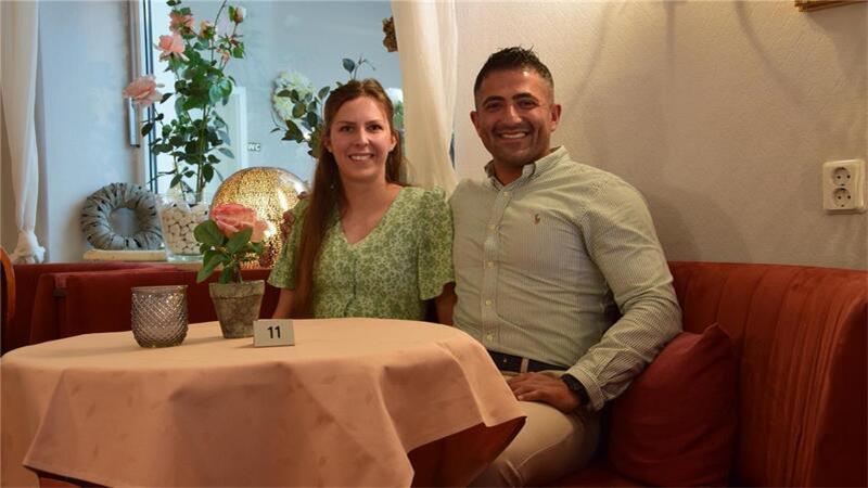 Traditionscafé mit Hotel hat endlich einen neuen Chef Hamza Atilgan und seine Frau Katja führen das Hotel-Café Lohmann in Nordenham.