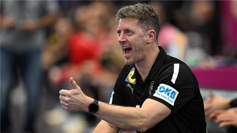 DHB-Frauen wollen Samba tanzen: größtes Heimspiel seit 1997 Handball-Bundestrainer Markus Gaugisch ist auch Deutschlehrer an einem Gymnasium.
