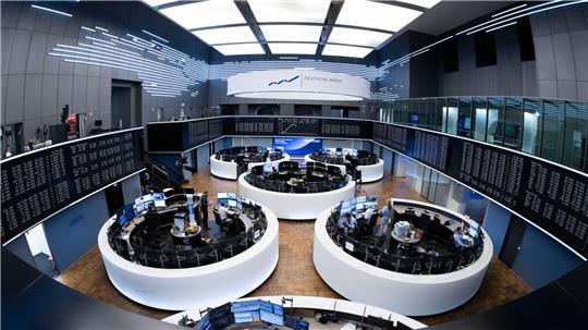 Handelssaal der Frankfurter Börse: In Europa gibt es unzählige Börsenplätze, der Kapitalmarkt ist zersplittert (Archivbild)