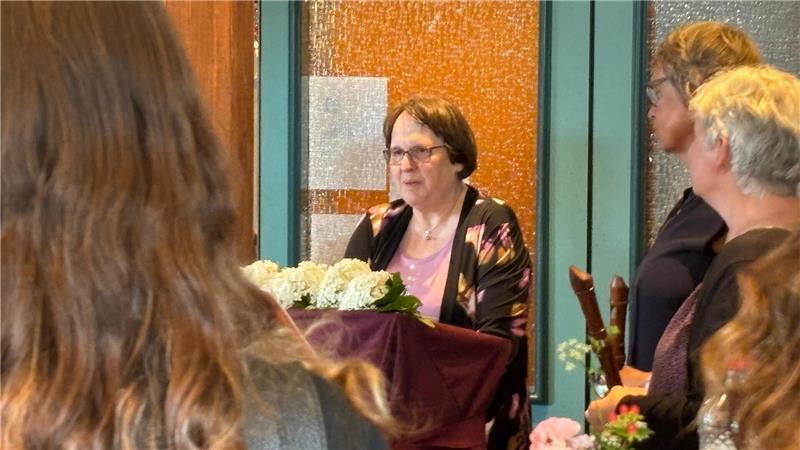 Stolpersteine in Horneburg: Was mit Gita, Marie und Heinrich geschah Hannelore Kathenbach engagiert sich mit der Gruppe gegen das Vergessen für die Gedenkkultur zur NS-Zeit in Horneburg.