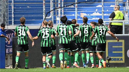 Hannover 96 siegte beim letzten Auswärtsspiel der Saison in Karlsruhe.