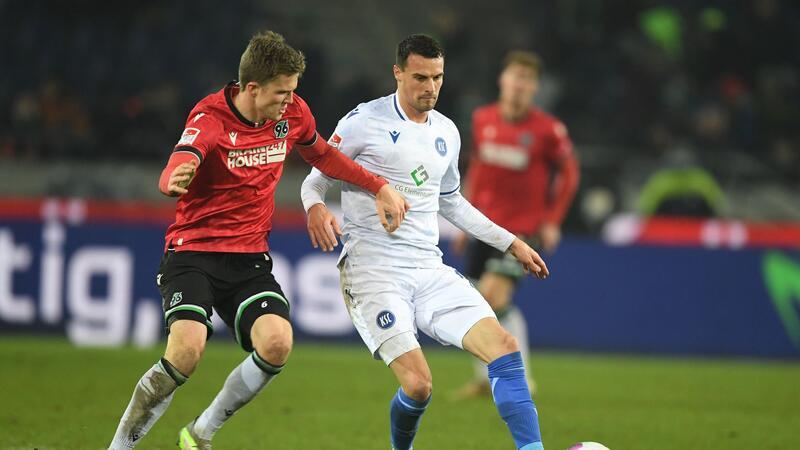 2:2 gegen Karlsruhe: Hannover holt wieder 0:2 auf Hannover 96 und der Karlsruher SC trennten sich 2:2.