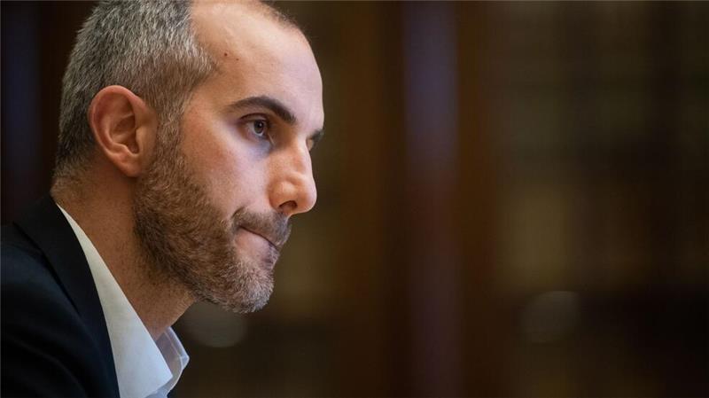 Onay: Habeck-Rückzug ist falsch und unnötig Hannovers Oberbürgermeister Belit Onay hält den angekündigten Rückzug des Grünen-Kanzlerkandidaten Robert Habeck aus der ersten Reihe der Politik für falsch. (Archivbild)