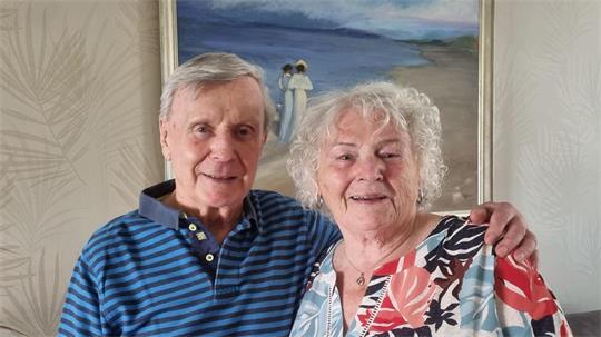 Hans-Bernd und Angelika Edelweck feiern am 8. Juli ihre Diamanthochzeit. Das Ehejubiläum begehen sie ganz in Ruhe zu zweit in Cuxhaven.