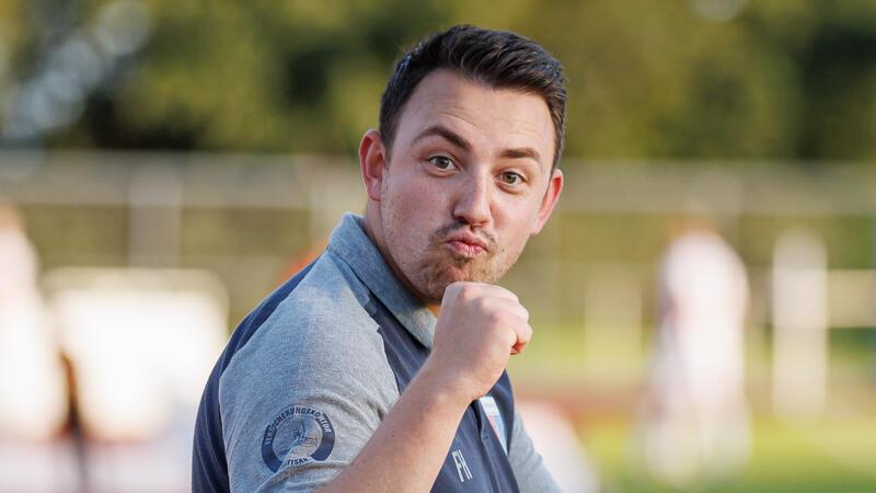 Hansen trainierte D/A in der Fußball-Regionalliga. Jetzt hat er eine neue sportliche Heimat.