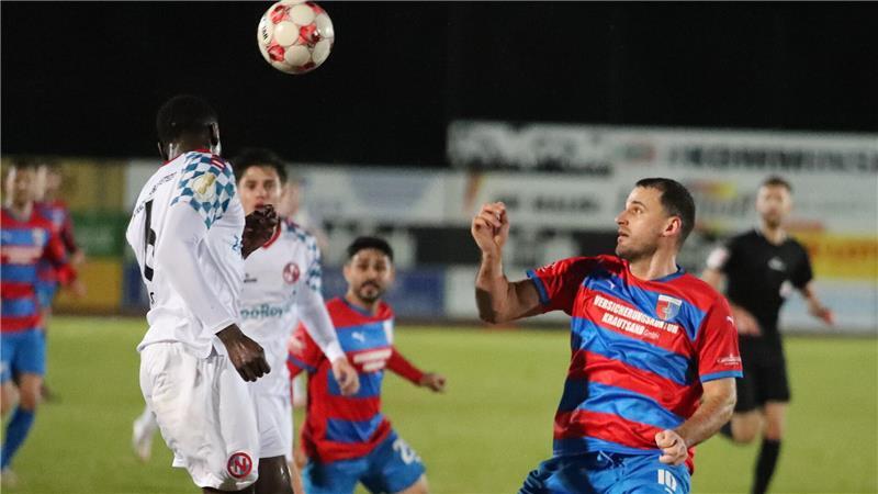 Haris Hyseni (rechts) erzielte per Foulelfmeter sein zehntes Saisontor für D/A.