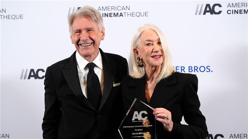 Helen Mirren: Alle scharen sich um Harrison Ford Harrison Ford und Helen Mirren verbrachten beim Dreh der Western-Saga „1923“ auch ihren Feierabend oft miteinander. (Archivbild)