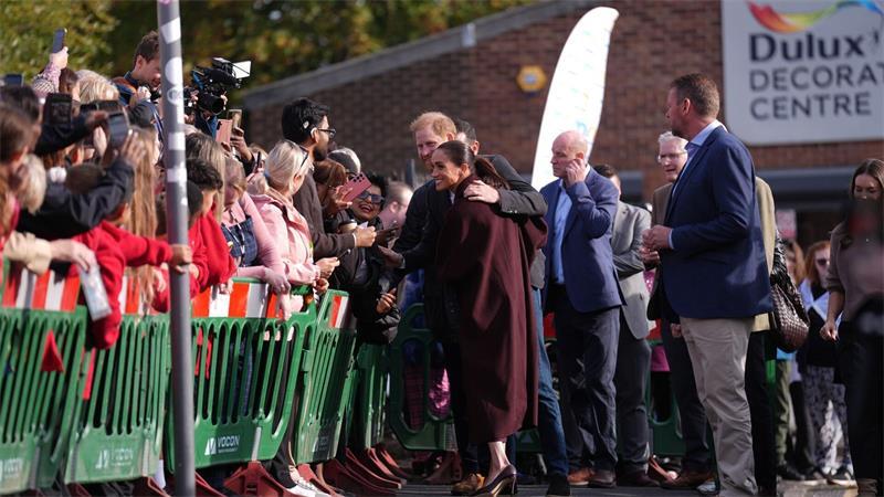 Harry und Meghan sind zurück in der britischen Öffentlichkeit.