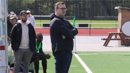 Harsefelds Trainer Kevin Jahns ist mit den spielerischen Leistungen seines Teams zufrieden, doch die Punkteausbeute muss besser werden.