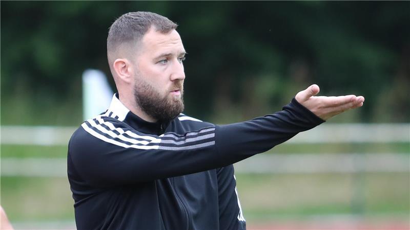 Harsefelds Trainer Nico Matern erlebte Höhen und Tiefen in der jetzt zu Ende gegangenen Saison.