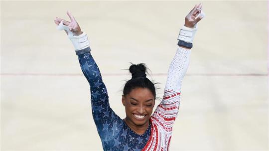 Hat allen Grund zum Jubeln: Simone Biles.