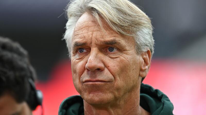 Werder Bremen ohne Kapitän Friedl gegen Bayer Leverkusen Hat keinen leichten Start mit Werder Bremen: Cheftrainer Horst Steffen. (Archivbild)
