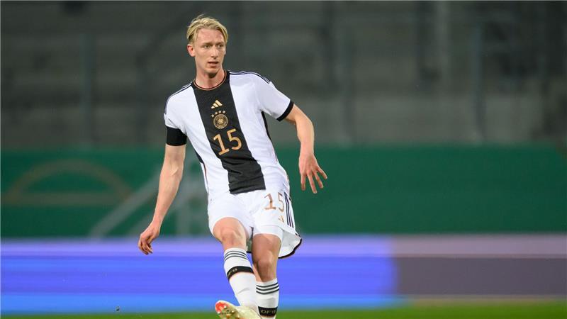 Absteiger Bochum holt Kleine-Bekel aus Kiel Hat mehr als ein Jahr lang nicht mehr gespielt: Bochums Neuzugang Colin Kleine-Bekel, hier im Trikot der U21-Nationalmannschaft.