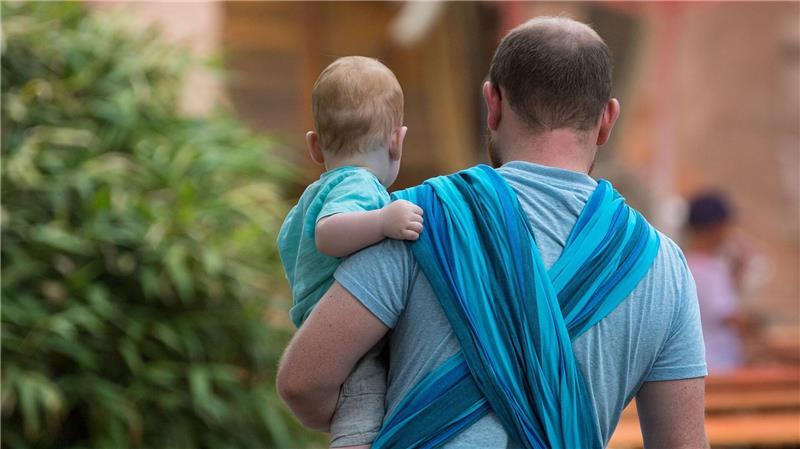 Hat sich die Rolle des Mannes in der Gesellschaft verändert? Oder wandelt sie sich bereits wieder zurück? (Symbolbild)