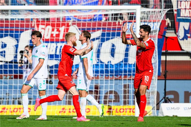 Heidenheim feiert vor heimischer Kulisse den ersten Saisonsieg gegen Werder Bremen.