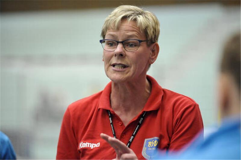 3500 Spiele und 8500 Tore: BSV-Legenden fordern das Bundesliga-Team Heike Axmann trainierte den BSV von 2004 bis 2007.