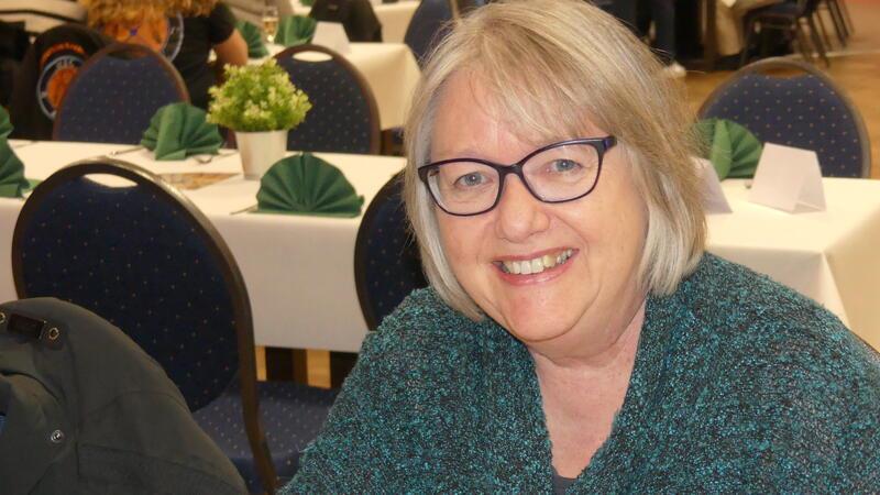Worüber die Kutenholzer sauer sind - und was sie vermissen Heike Zychla-Schadeck (64), Vorsitzende vom DRK-Ortsverein Kutenholz und Heimatvereinsmitglied: "Die Straßenbeleuchtung ist seit Jahren eine Katastrophe".
