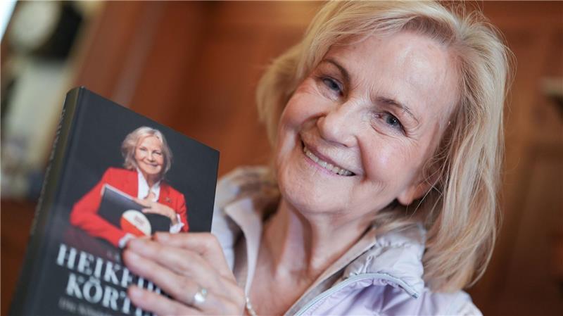 Heikedine Körting mit ihrer Biografie.