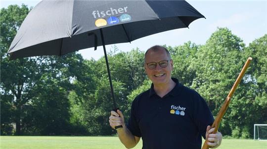 Heiko Fischer ist Schirmherr des 24-Stunden-Laufs in Bargstedt und freut sich auf den Startschuss.