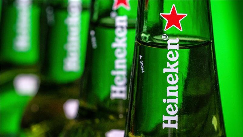 Heineken will nach eigenen Angaben jährlich 400 bis 500 Millionen Euro sparen.