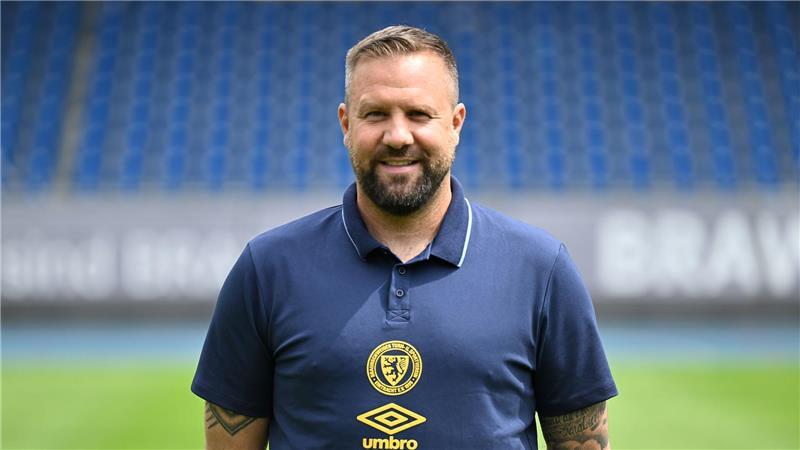 Neuer Eintracht-Coach „geil auf die Saison“ Heiner Backhaus soll Eintracht Braunschweig sicher durch die Saison führen.