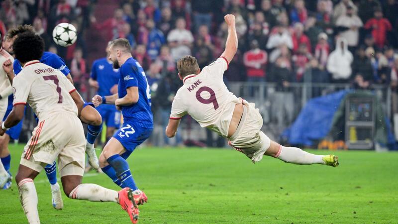 Vier-Tore-Mann Kane führt Bayern zum Neun-Tore-Sieg Heiß auf Tore: Harry Kane beim spektakulären Seitfallzieher.