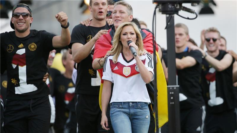 Helene Fischer und der DFB: Nach dem Triumph 2014 ging es „Atemlos durch die Nacht“