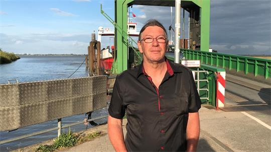 Helge Winnat will hauptamtlicher Bürgermeister der neuen Gemeinde Nordkehdingen werden.