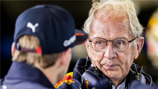Helmut Marko verneinte die Frage, ob er sich keine Sorgen mache, dass Verstappen bei einem entsprechenden Angebot von Mercedes schwach werden könnte.