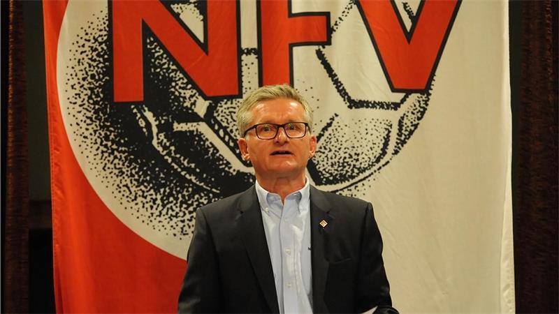 Bekannte Schiedsrichter-Persönlichkeit im Kreis Stade hat ausgepfiffen Helmut Willuhn ist Vorsitzender des NFV-Kreis Stade.